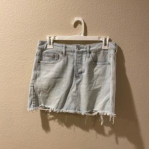 American Eagle light wash denim skirt
